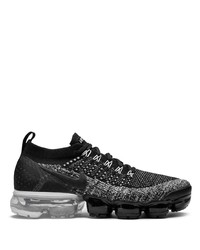 Chaussures de sport noires Nike