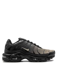 Chaussures de sport noires Nike