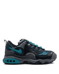 Chaussures de sport noires Nike