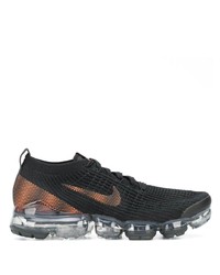 Chaussures de sport noires Nike