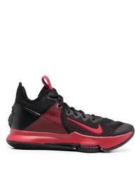 Chaussures de sport noires Nike