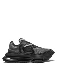 Chaussures de sport noires Nike