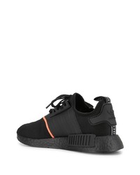 Chaussures de sport noires adidas