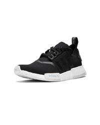 Chaussures de sport noires adidas