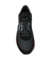 Chaussures de sport noires Ghoud