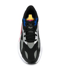 Chaussures de sport noires Puma