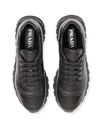 Chaussures de sport noires Prada