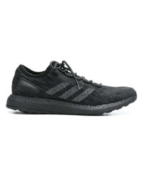 Chaussures de sport noires adidas