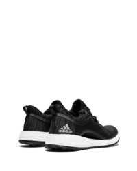 Chaussures de sport noires adidas