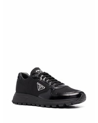 Chaussures de sport noires Prada