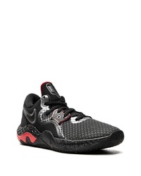 Chaussures de sport noires Nike