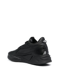 Chaussures de sport noires Puma