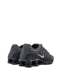 Chaussures de sport noires Nike