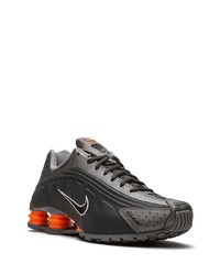 Chaussures de sport noires Nike