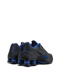 Chaussures de sport noires Nike