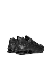 Chaussures de sport noires Nike