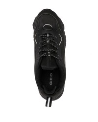 Chaussures de sport noires all in