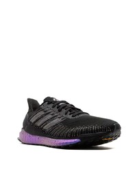 Chaussures de sport noires adidas