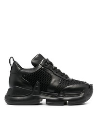 Chaussures de sport noires SWEA