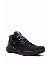 Chaussures de sport noires Jordan