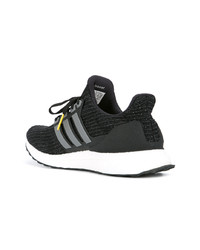 Chaussures de sport noires adidas