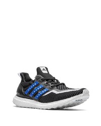 Chaussures de sport noires adidas