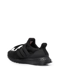 Chaussures de sport noires adidas