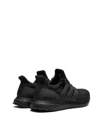 Chaussures de sport noires adidas