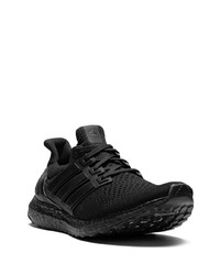 Chaussures de sport noires adidas