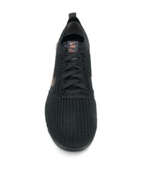 Chaussures de sport noires Nike