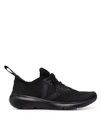 Chaussures de sport noires Veja