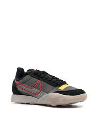 Chaussures de sport noires Nike