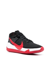 Chaussures de sport noires Nike