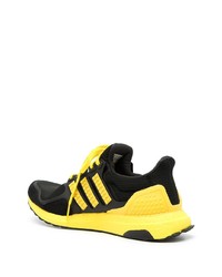 Chaussures de sport noires adidas