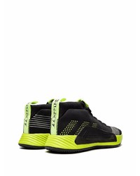 Chaussures de sport noires adidas