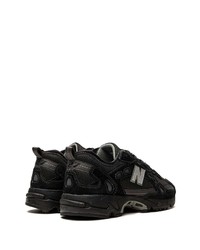 Chaussures de sport noires New Balance