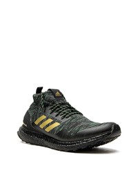 Chaussures de sport noires adidas