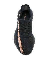 Chaussures de sport noires adidas YEEZY