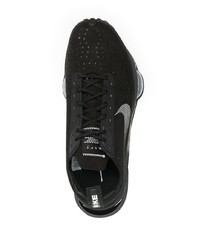 Chaussures de sport noires Nike