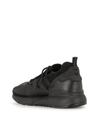 Chaussures de sport noires adidas