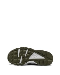 Chaussures de sport olive Nike