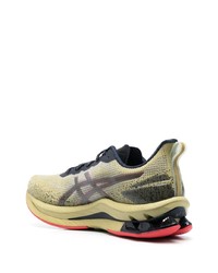 Chaussures de sport olive Asics