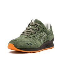 Chaussures de sport olive Asics