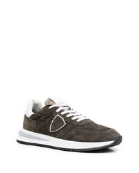 Chaussures de sport olive Philippe Model Paris