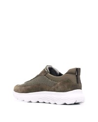 Chaussures de sport olive Geox