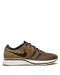 Chaussures de sport olive Nike