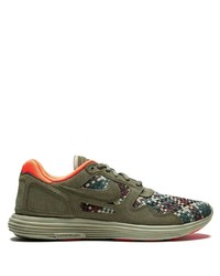 Chaussures de sport olive Nike