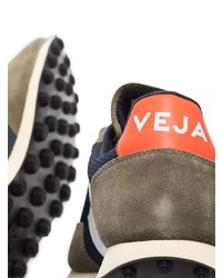 Chaussures de sport olive Veja