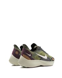 Chaussures de sport olive Nike