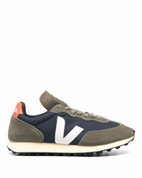 Chaussures de sport olive Veja